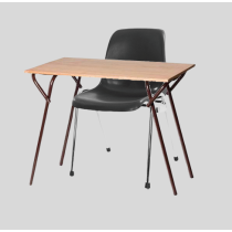 Examentafel met Kuipstoel